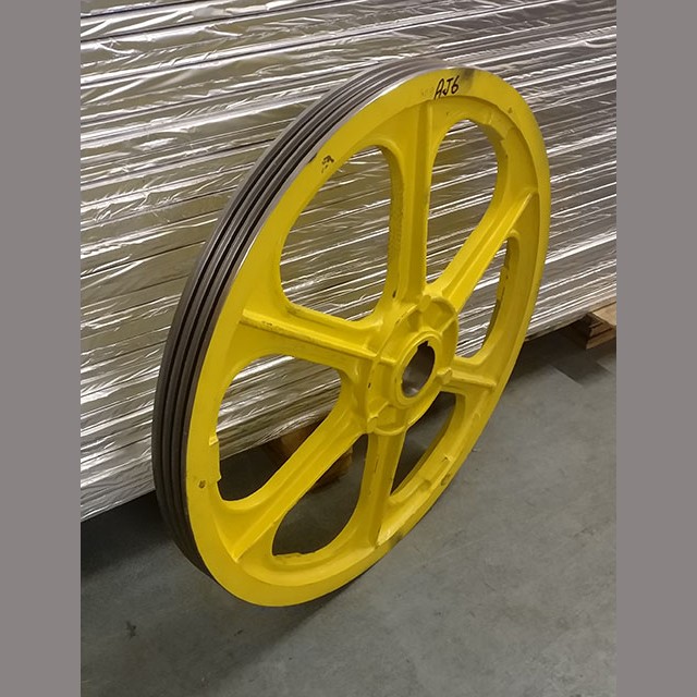 Шкив канатоведущий (750 мм, канаты 3x10 мм) ZAA260AJ6 13VTR