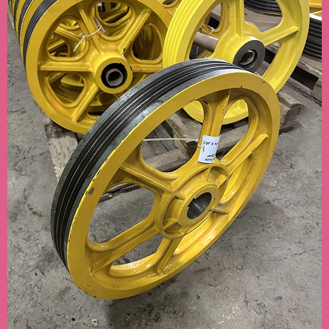 Шкив канатоведущий (575 мм, канаты 3x10, 5 мм) ZAA260D1 13VTR