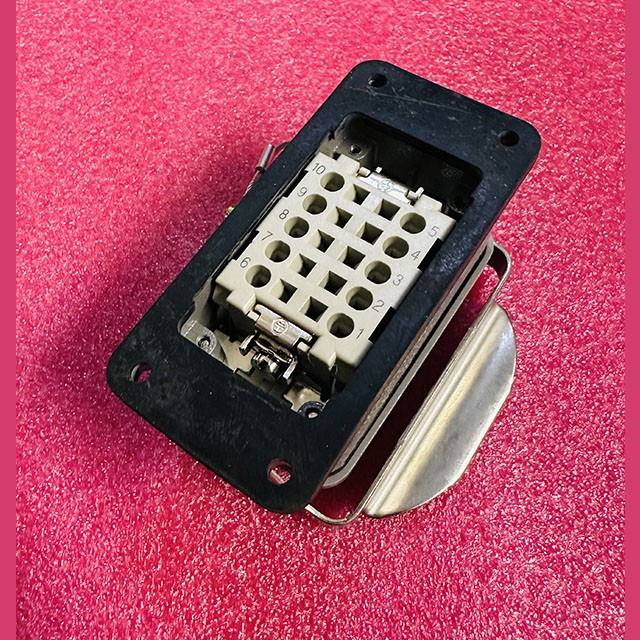 Штекер (разъем) ревизии 10-pin ASM KM5299660G01 Kone