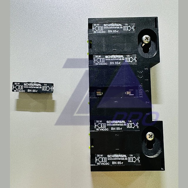 Магнитный герконовый датчик безопасности BN 85-r SCHMERSAL