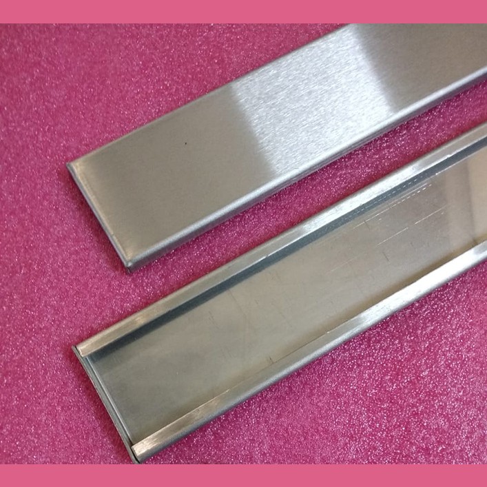 Плинтус кабины L-513 мм нерж.сталь шлиф. ZAA402DW