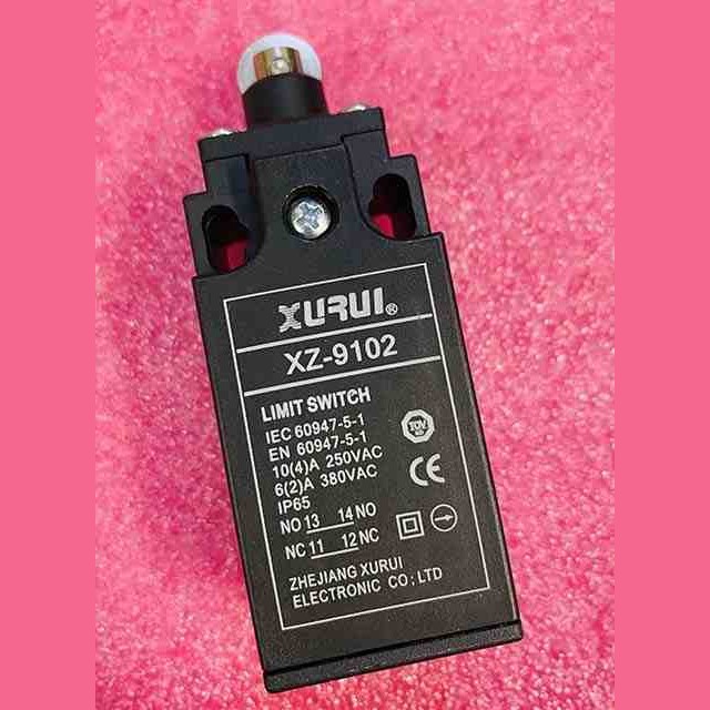 Выключатель роликовый плунжер XZ-9102 XURUI