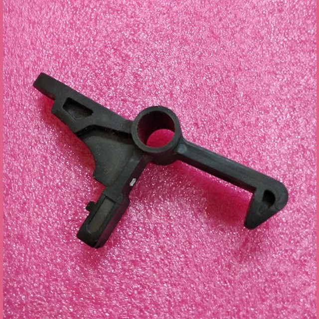 Замок-качалка пластиковый отводки дверей привода DSK-P0GAC0000 Fermator