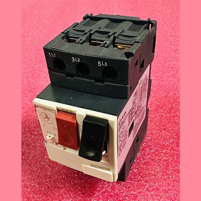 Автоматический выключатель GV2ME08
