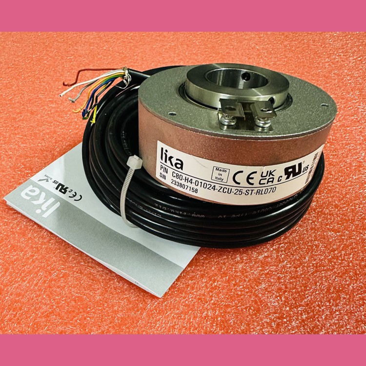 Энкодер инкрементный на вал d-25 мм, 5-30V C80-H4-01024-ZCU-25-ST-RL070 (C80-H-1024ZCU425L7) Lika