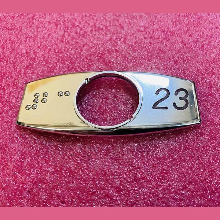 Чиклет "23" хром с шрифтом Брайля FAA396J999-R-23-B Otis