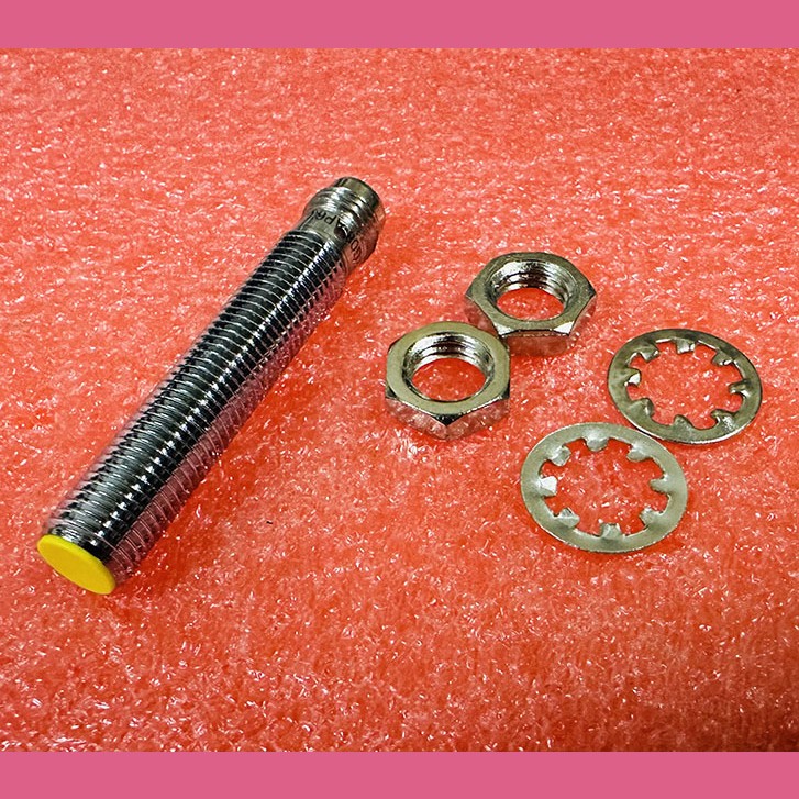 Датчик индуктивный PNP контроля скорости эскалатора Bi2-EG08-AP6X-V1131 Thyssen