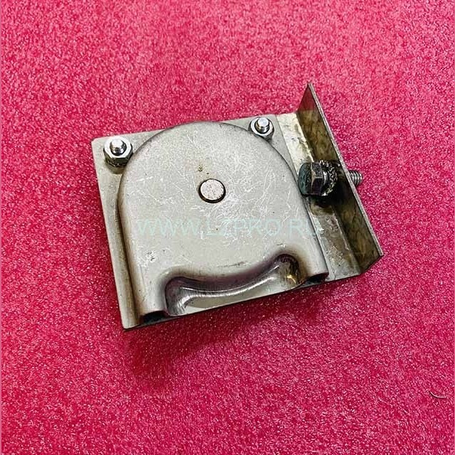 Шкив тросика левый TC806 SKG Metallschneider