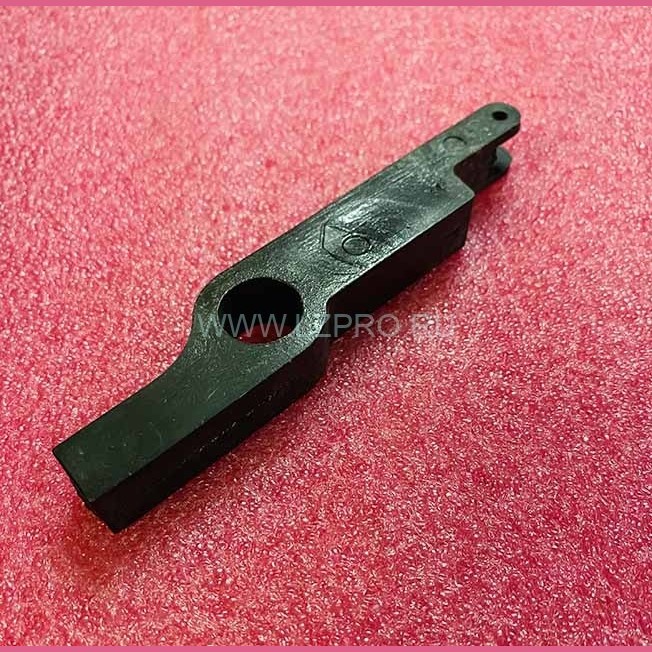 Качалка защелка отводки двери кабины 0411Е.03.10.063 Ecomaks ЩЛЗ