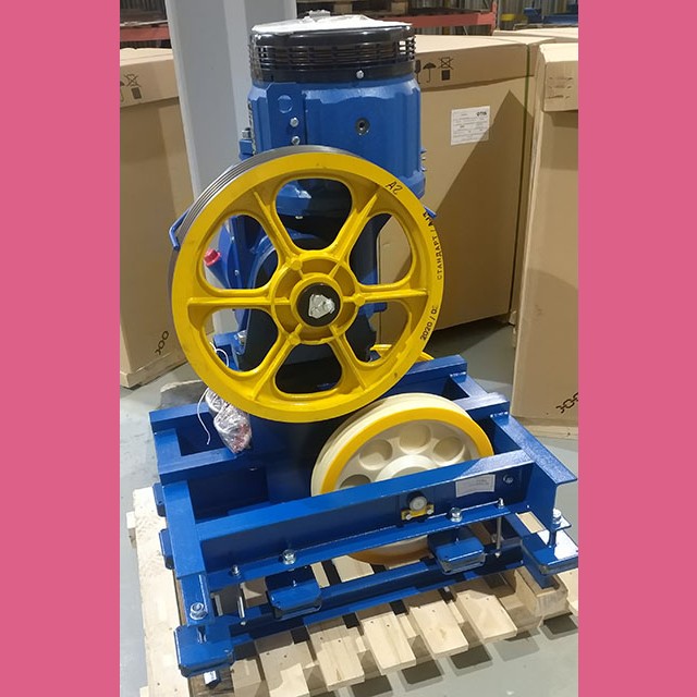 Лебедка 13 VTR-M  ZAA9676B15-1-930