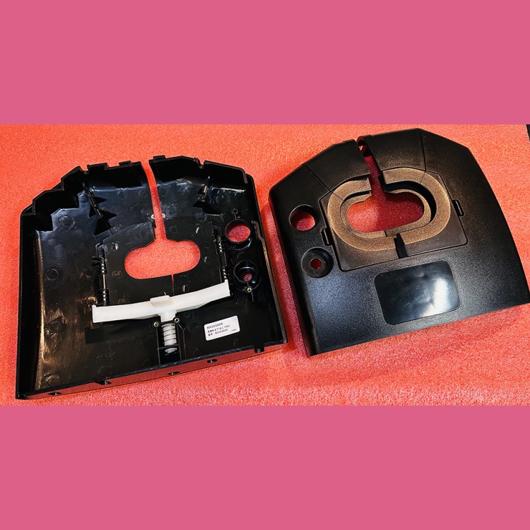 Фронтальная панель устья эскалатора FT823 Velino 8001630000 Thyssen