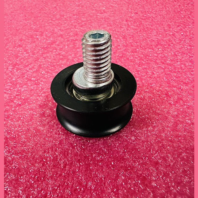 Контрролик замка дверей шахты D=33мм d=8мм ELM0411.05.01.01.003 в сборе с осью Евролифтмаш