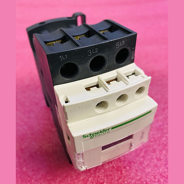 Контактор Tesys 110V 11kW LC1D25F7C Schneider Electric