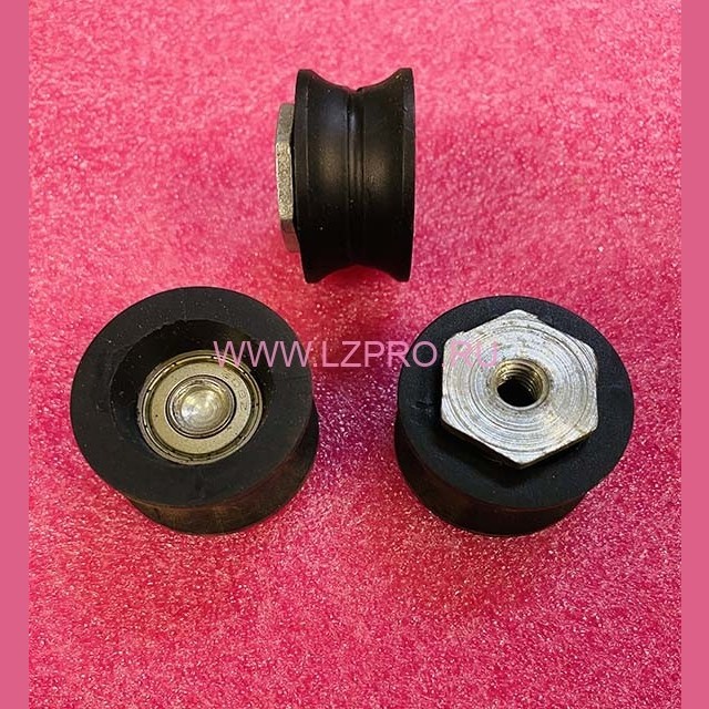 Ролик каретки в сборе 3147.02.05.100