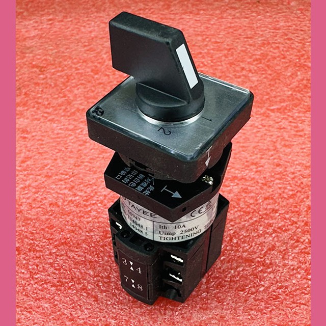 Переключатель 2-х позиционный LW42A1 DAA636G1 TAYEE XIZI OTIS SJEC