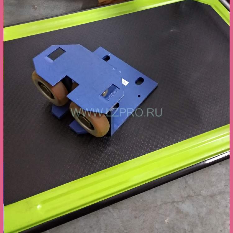 Башмак роликовый K-AAA24180AW  OTIS