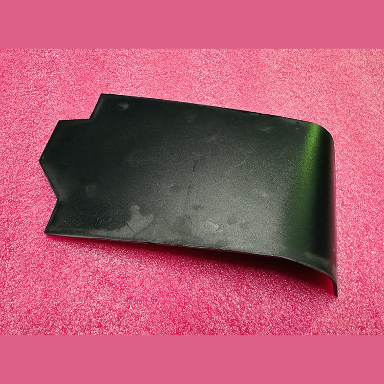 Дефлектор устья поручня эскалатора NCE/NCT внешняя правая GAB384JY5 Otis