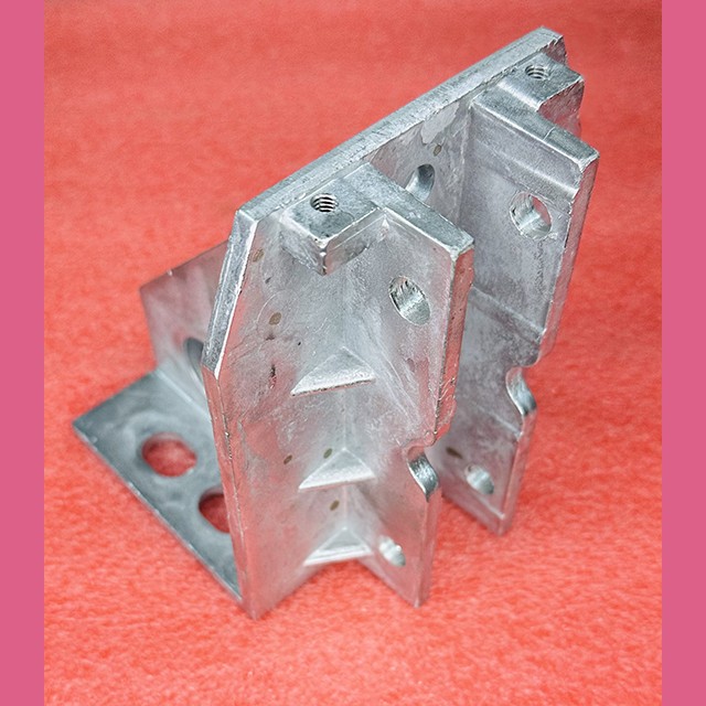 Башмак скользящий кабины L=140мм 0411С.23.00.401 (0411С.03.02.340) ЩЛЗ