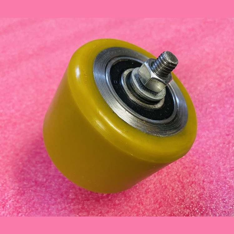 Ролик успокоителя компенсирующей цепи 82х60мм Schindler