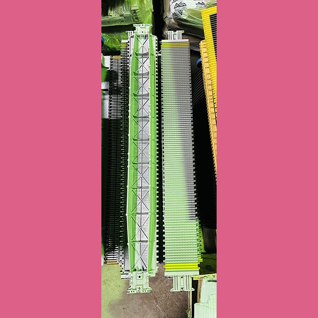 Паллета траволатора c желтыми границами 1000мм (L=1128мм) XOP-NC XAA26340F3 Doppler Otis Schindler