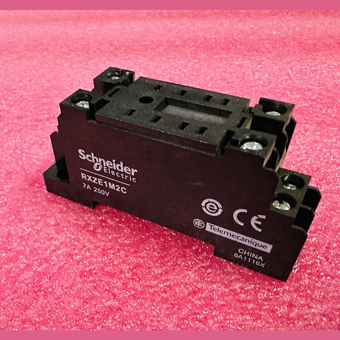 Колодка для реле 2 С/О RXZE1M2C Schneider Electric