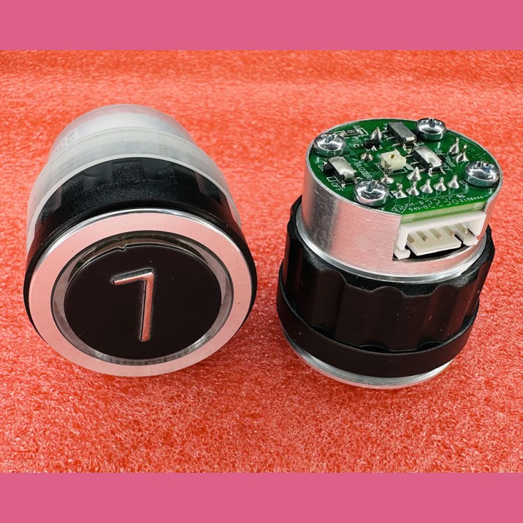 Кнопочный модуль "7" зеленая подсветка D4DUG  WELM-1101 ID:54502536.4 TRP000074 Schindler 7000