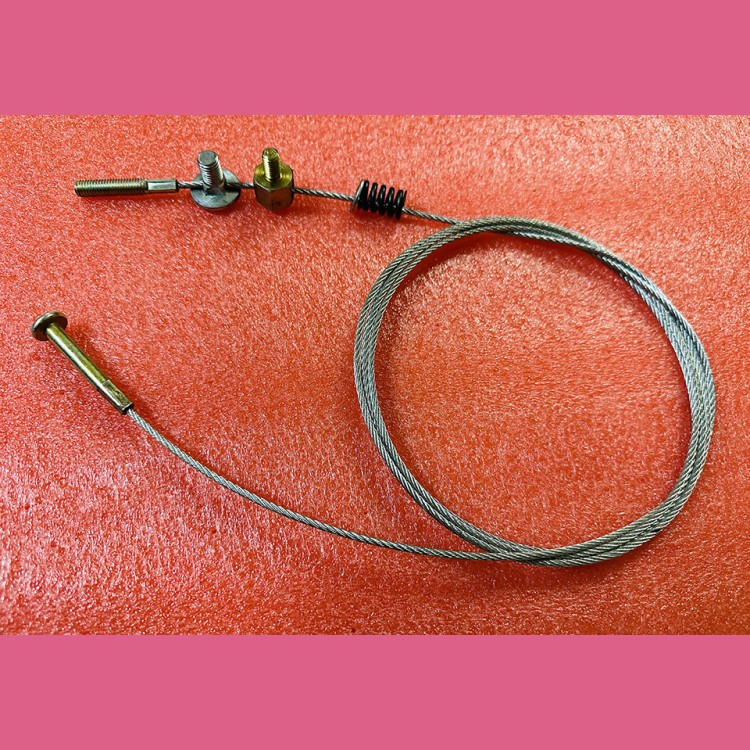 Тросик двери кабины L=1350мм проем 700мм 0621Е.06.05.120Б СБ Ecomaks ЩЛЗ