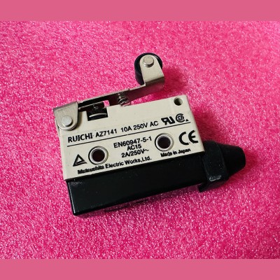 Микропереключатель 10A 250В AZ-7141