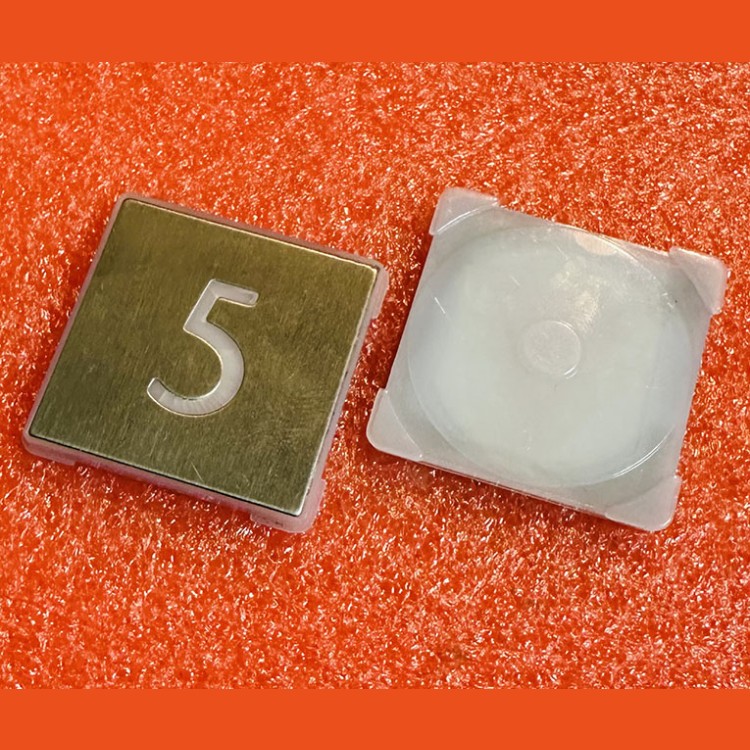 Нажимной элемент кнопки приказа "5" KM857811G005 Kone