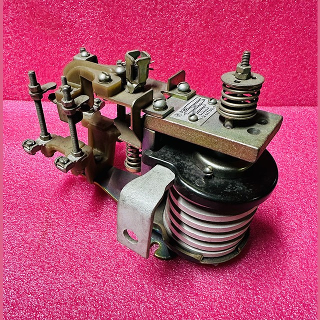 Реле контроля тока РЭВ-830 У3 320А