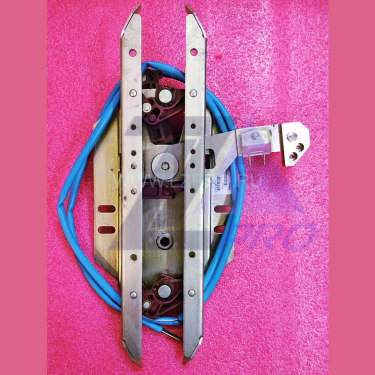 Отводка дверей кабины (левая, с замком) CDL-LT PM-300 Orona