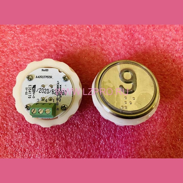 Кнопочный модуль с шрифтом Брайля "9" разъём под винт A4N107639 MA2D04-D-R-09 ЩЛЗ КМЗ