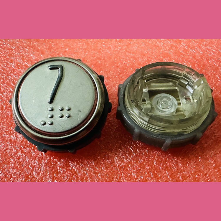 Модуль кнопочный круглый 7 с гайкой без платы ВКЛ13А-7П (7-4П)