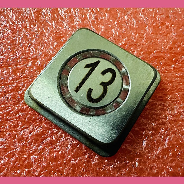 Толкатель квадратный 13 кнопочного модуля ВКЛ13А-7