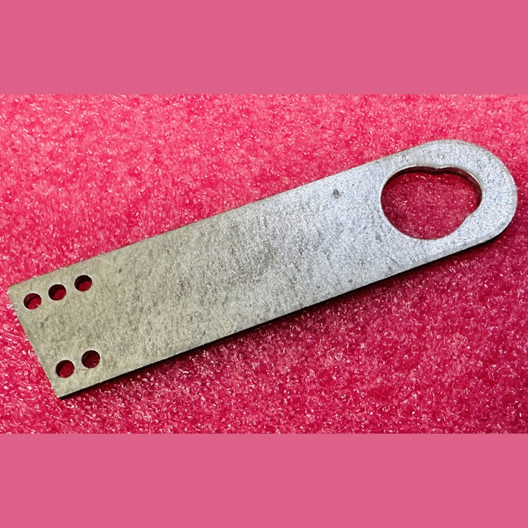 Серьга (пластина) отводки 0463Б.03.40.027 МЛЗ