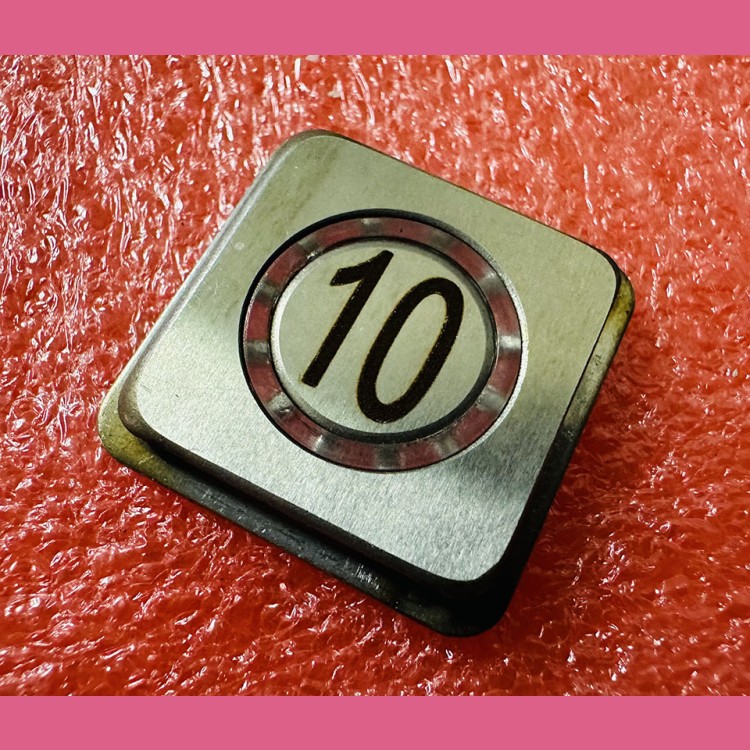 Толкатель квадратный 10 кнопочного модуля ВКЛ13А-7