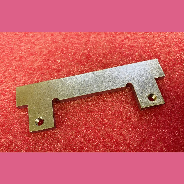 Кронштейн для установки масленки на кабину 0411С.03.00.006 ЩЛЗ Wellmaks