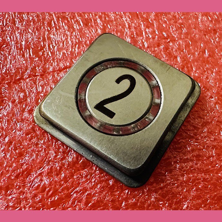 Толкатель квадратный 2 кнопочного модуля ВКЛ13А-7