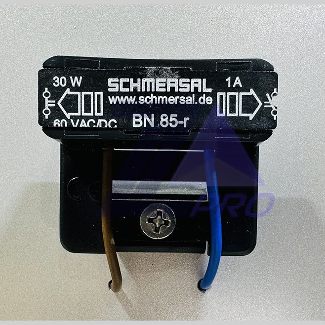 Магнитный герконовый датчик безопасности 30W 1A 60 VAC/DC BN 85-r SCHMERSAL