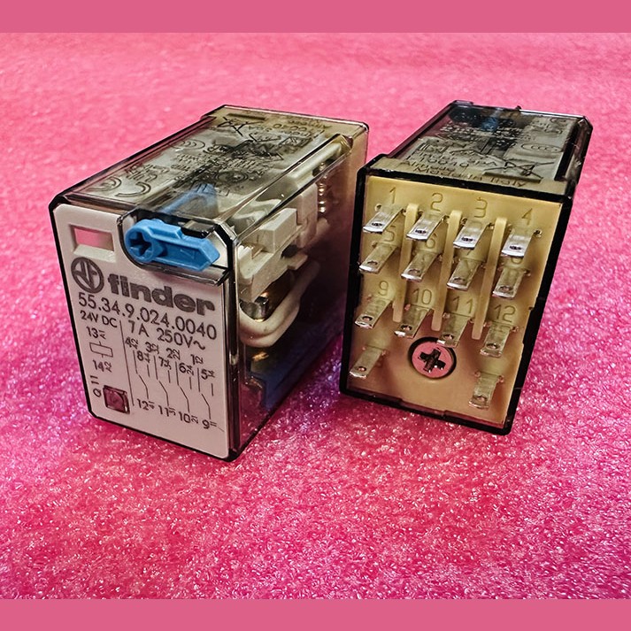 Реле промежуточное 24VDC 4CO 7A 55.34.9.024.0040 Finder